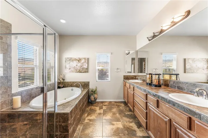 2431 Loganberry, Palmdale, California 93551