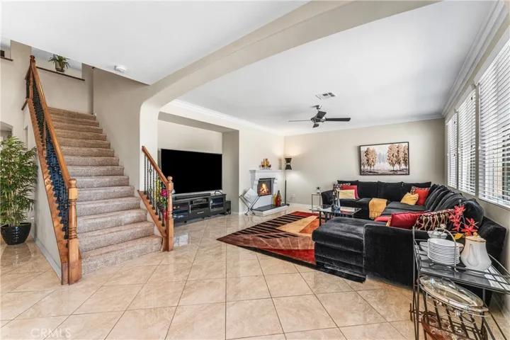 2431 Loganberry, Palmdale, California 93551