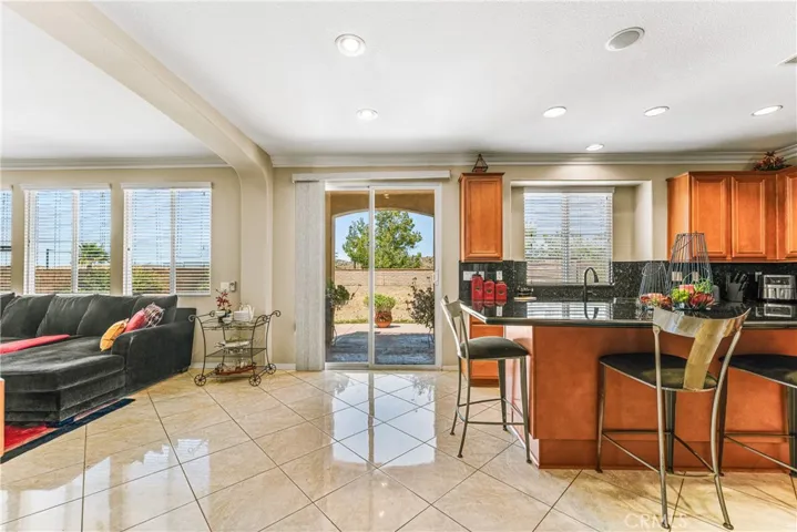 2431 Loganberry, Palmdale, California 93551