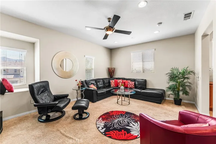 2431 Loganberry, Palmdale, California 93551