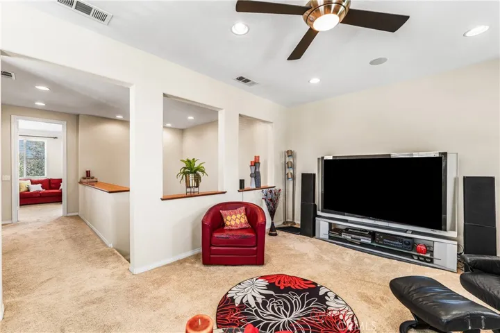 2431 Loganberry, Palmdale, California 93551