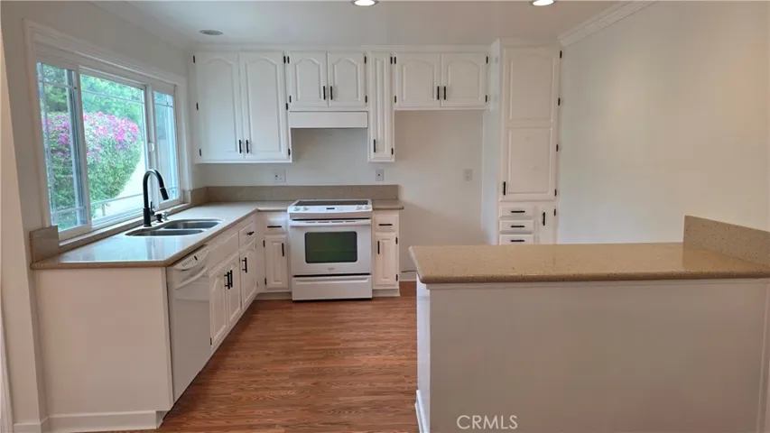 6631 Wrenfield Drive, Huntington Beach, California 92647