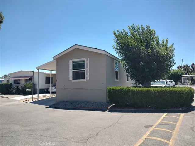 7484 Kickapoo, Yucca Valley, California 92284