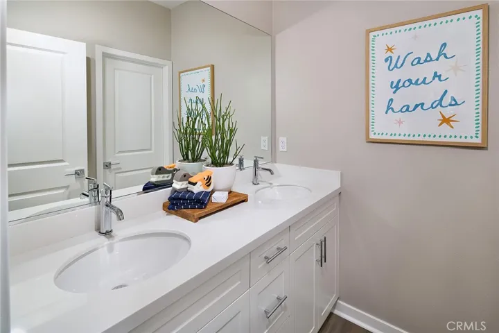 5904 Rockport Road, Eastvale, California 92880