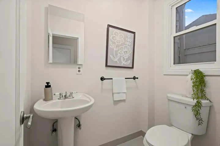 2270 27th Avenue, San Francisco, California 94116
