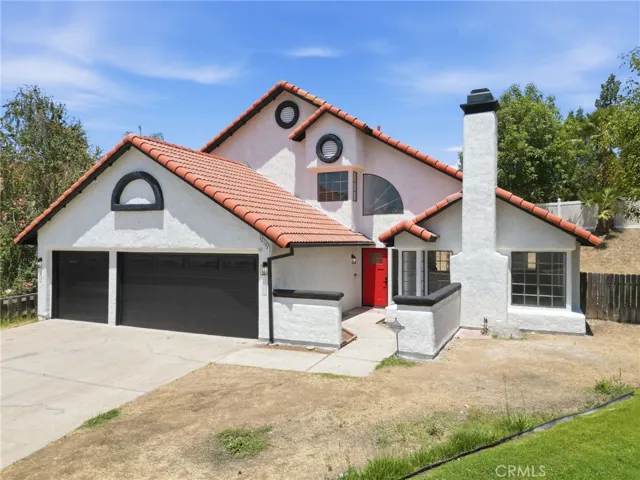 12193 Wind River, Moreno Valley, California 92557
