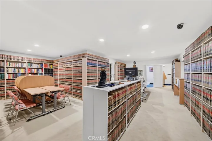 450 W Holt Avenue, Pomona, California 91768