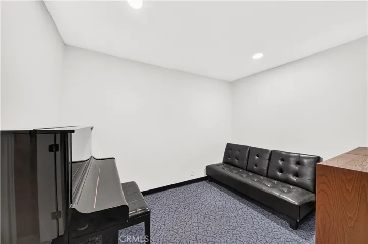 450 W Holt Avenue, Pomona, California 91768