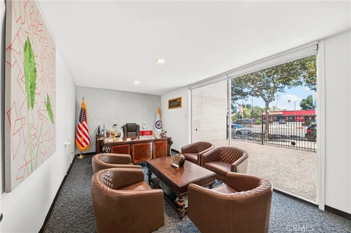 450 W Holt Avenue, Pomona, California 91768