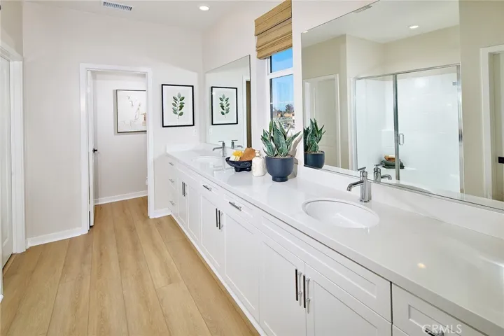 5825 Verdant Court, Eastvale, California 92880