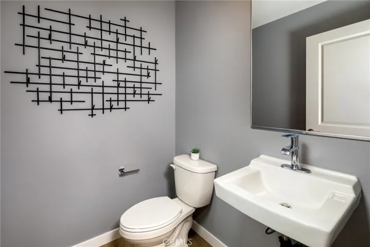 1595 W Nicole Way, San Pedro, California 90732