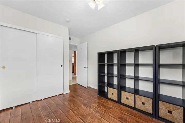 14829 Sherman 1, Van Nuys, California 91405