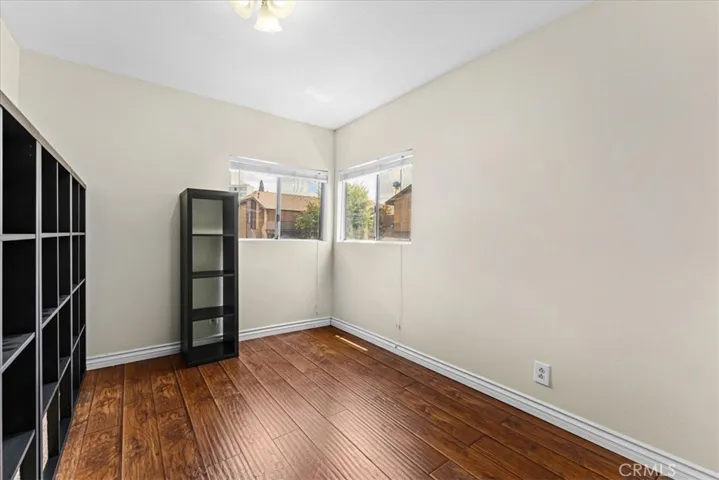 14829 Sherman 1, Van Nuys, California 91405
