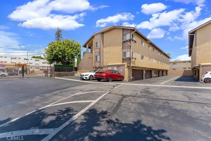 14829 Sherman 1, Van Nuys, California 91405