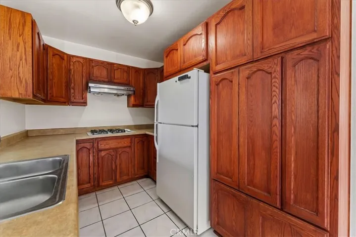 14829 Sherman 1, Van Nuys, California 91405