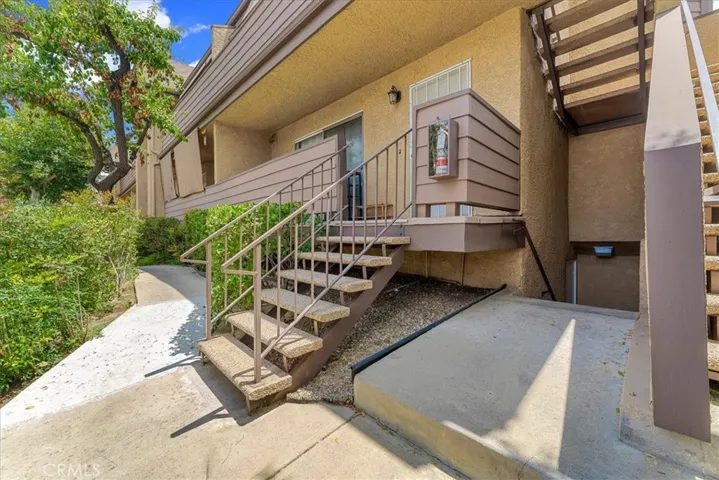 14829 Sherman 1, Van Nuys, California 91405