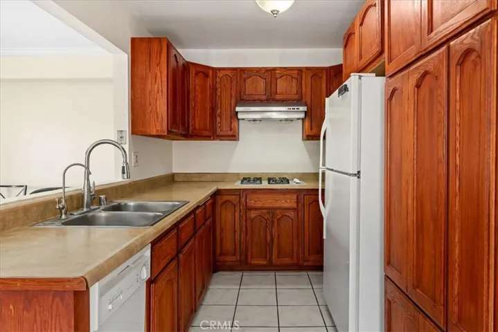 14829 Sherman 1, Van Nuys, California 91405