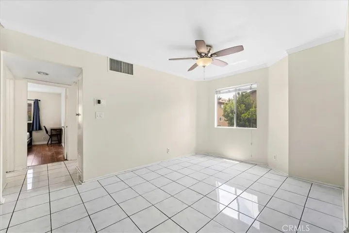 14829 Sherman 1, Van Nuys, California 91405