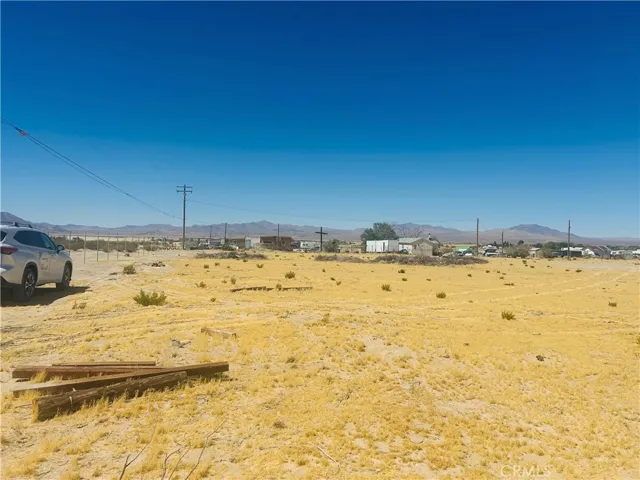 33812 Sunset, Lucerne Valley, California 92356