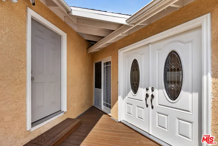 11029 Eldora Avenue, Sunland, California 91040