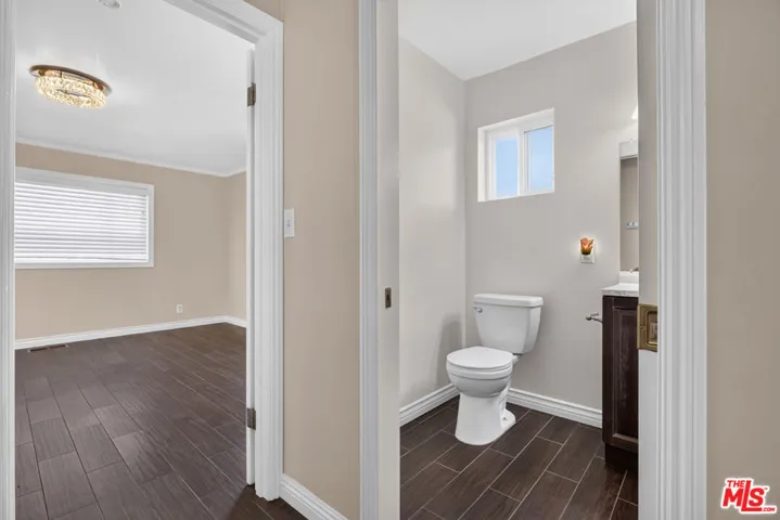 11029 Eldora Avenue, Sunland, California 91040