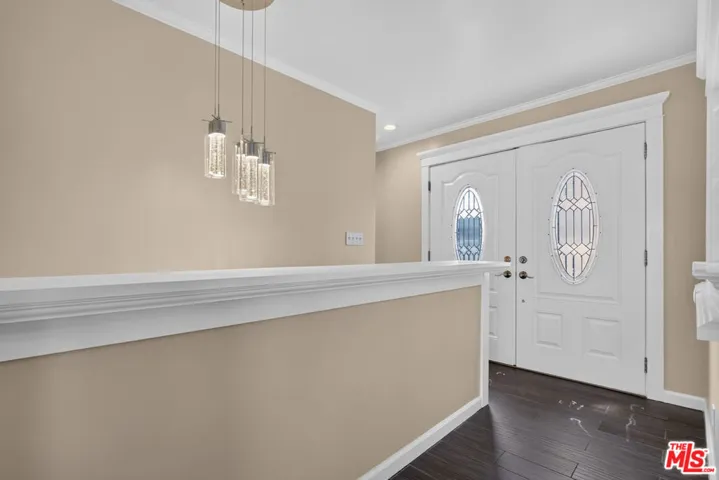 11029 Eldora Avenue, Sunland, California 91040