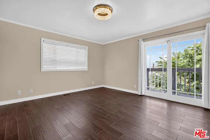 11029 Eldora Avenue, Sunland, California 91040