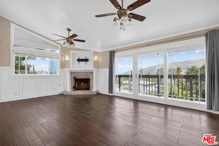 11029 Eldora Avenue, Sunland, California 91040