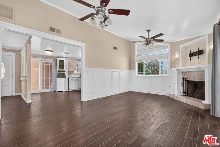 11029 Eldora Avenue, Sunland, California 91040