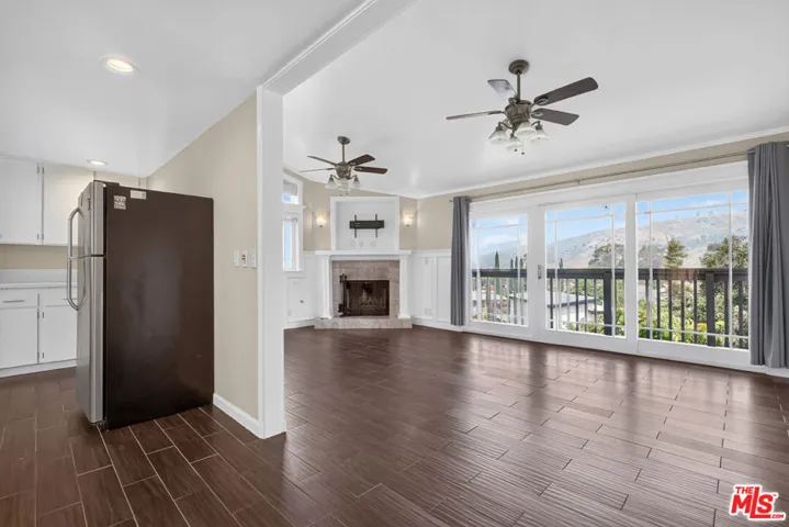 11029 Eldora Avenue, Sunland, California 91040