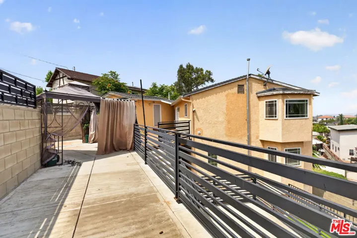 11029 Eldora Avenue, Sunland, California 91040