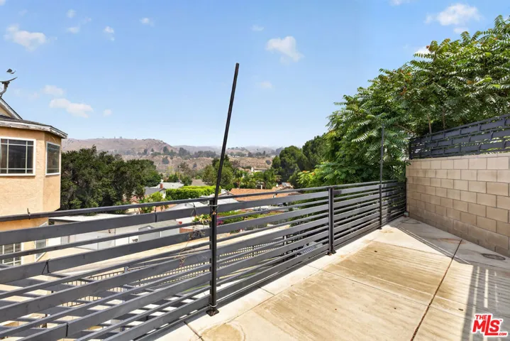 11029 Eldora Avenue, Sunland, California 91040