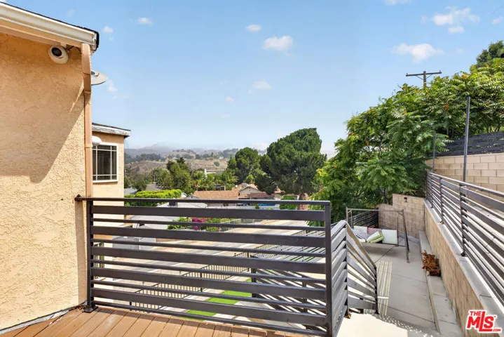 11029 Eldora Avenue, Sunland, California 91040