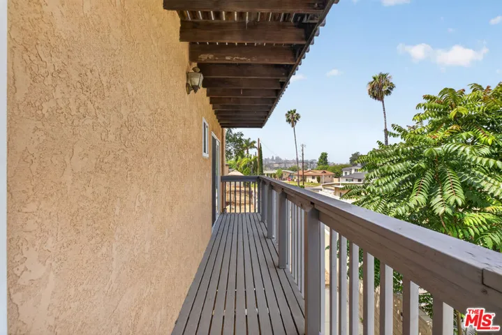 11029 Eldora Avenue, Sunland, California 91040