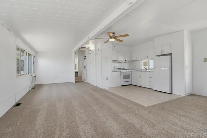 1285 E Washington Space 102, El Cajon, California 92019