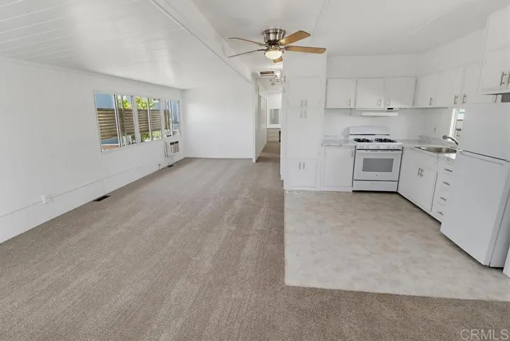 1285 E Washington Space 102, El Cajon, California 92019