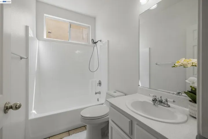 530 Spalding St, Hayward, California 94544
