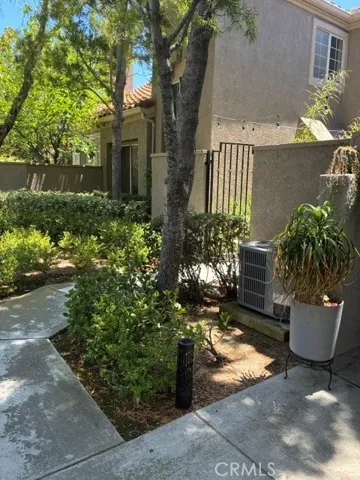 Gate to front courtyard