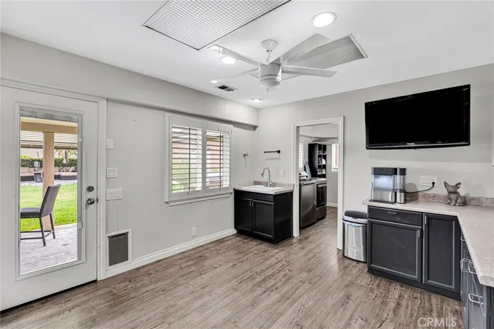 Second family room/hallway to the laundry room.