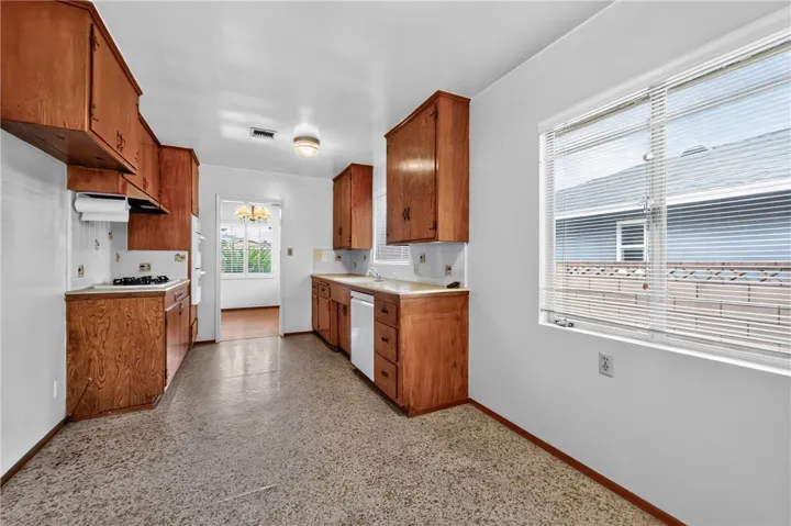 721 N Conlon, West Covina, California 91790