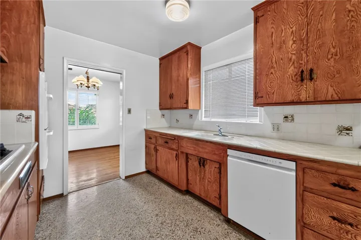 721 N Conlon, West Covina, California 91790