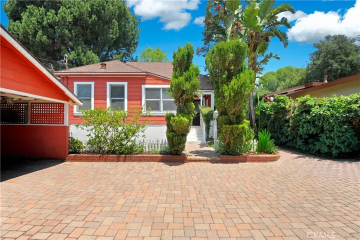 703 Manzanita, Sierra Madre, California 91024