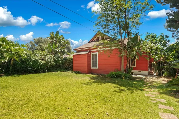 703 Manzanita, Sierra Madre, California 91024