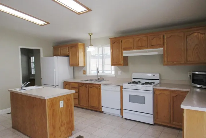 1225 Vienna 357, Sunnyvale, California 94089