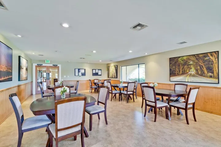 1225 Vienna 357, Sunnyvale, California 94089
