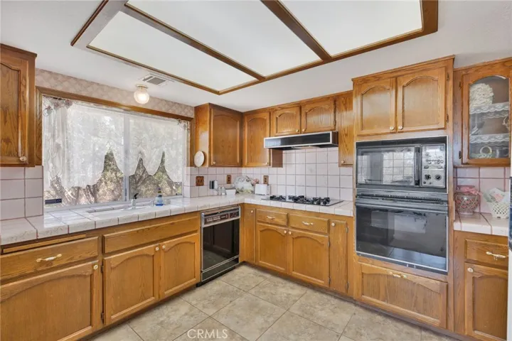 8172 Coyote, Hesperia, California 92344
