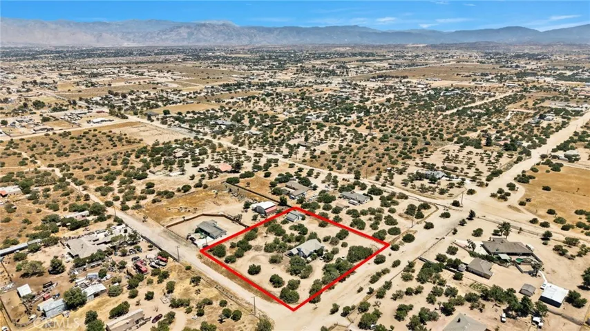 8172 Coyote, Hesperia, California 92344