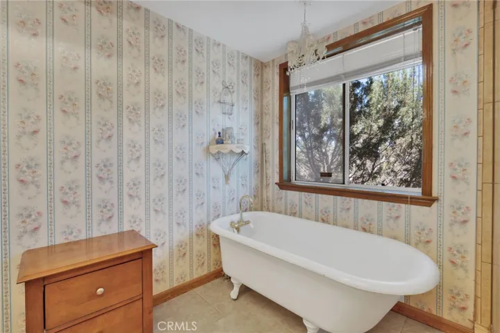 8172 Coyote, Hesperia, California 92344