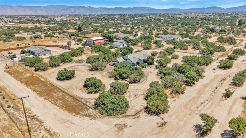 8172 Coyote, Hesperia, California 92344
