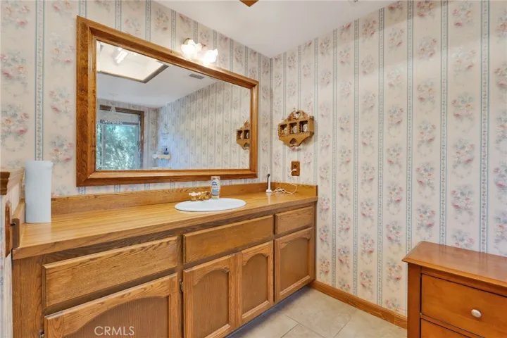 8172 Coyote, Hesperia, California 92344
